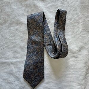 Frame Denim Gray and Blue Paisley Tie 100% Silk